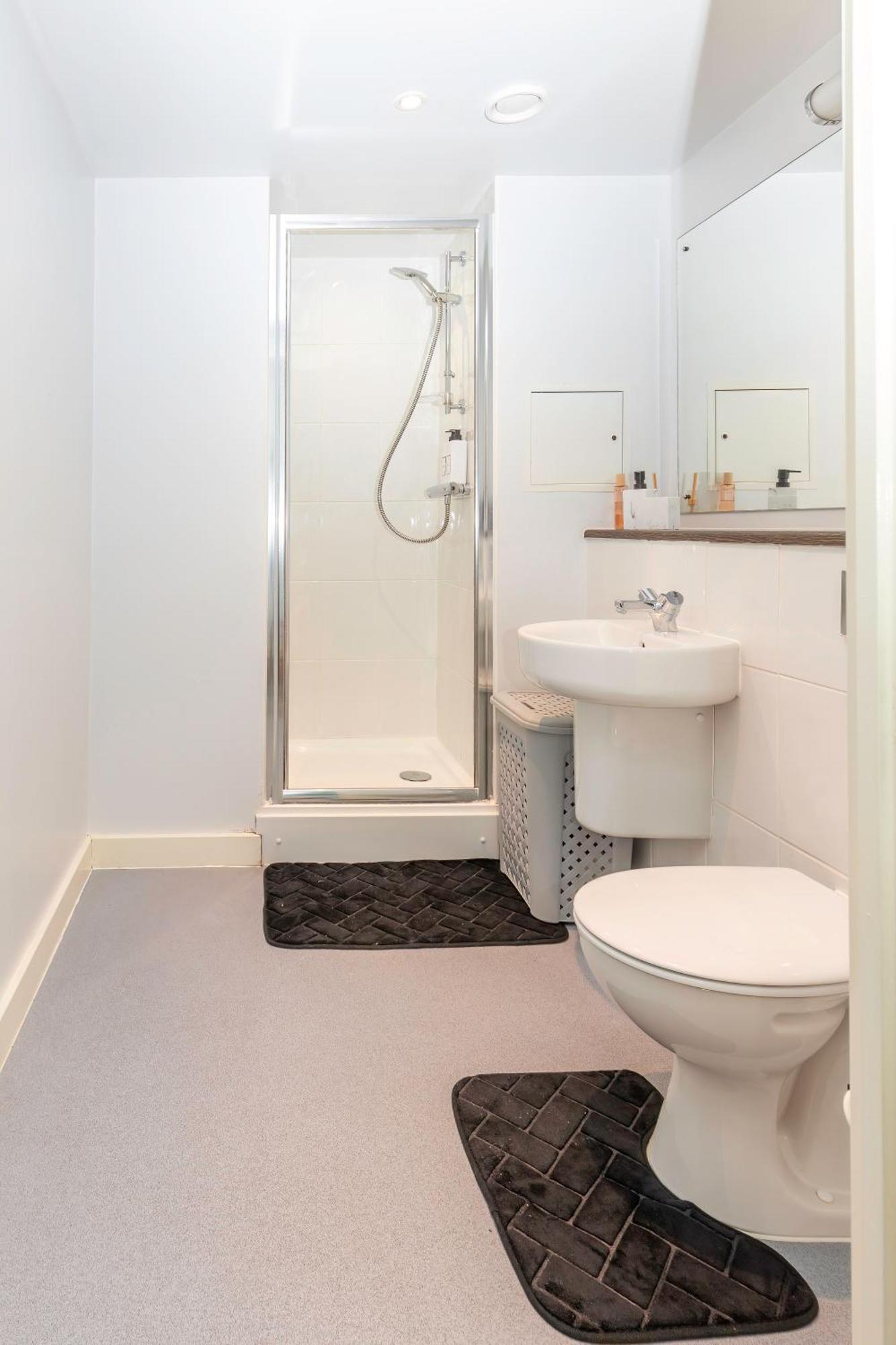L1 Comfy Escapes - Long Stay Discounts Apply! Liverpool Exterior photo